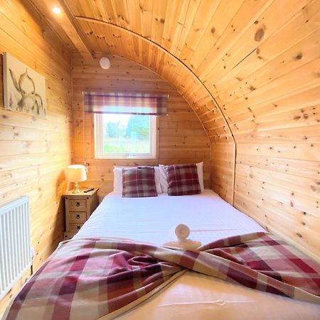 Pond View Pod 1 With Outdoor Hot Tub - Fife - Loch Leven - Lomond Hills Villa Kelty ภายนอก รูปภาพ